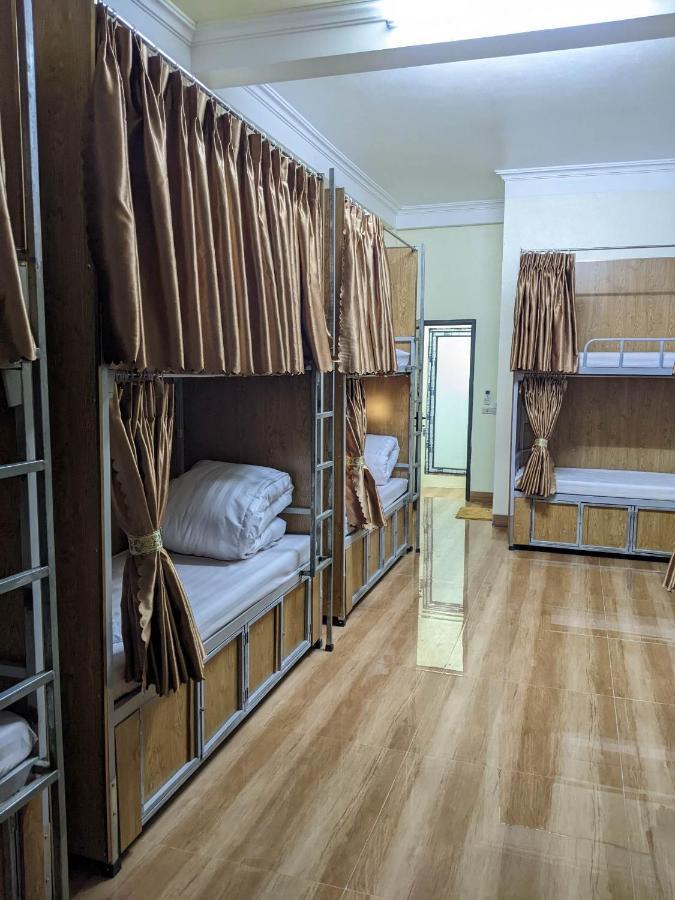 Train Station Backpackers Hostel Ninh Binh Buitenkant foto