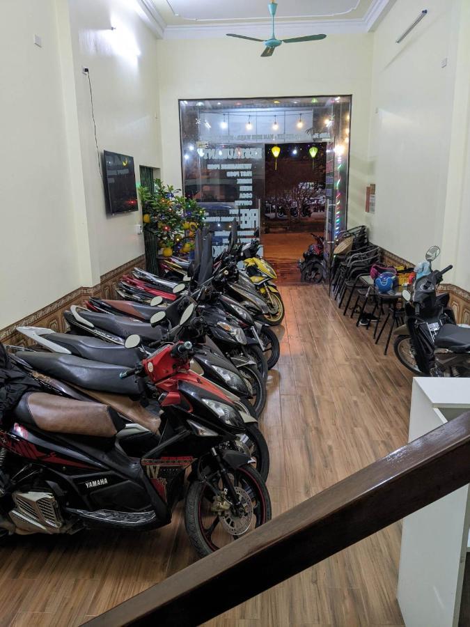 Train Station Backpackers Hostel Ninh Binh Buitenkant foto