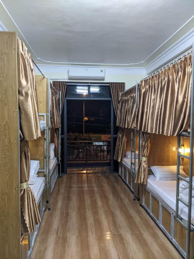Train Station Backpackers Hostel Ninh Binh Buitenkant foto