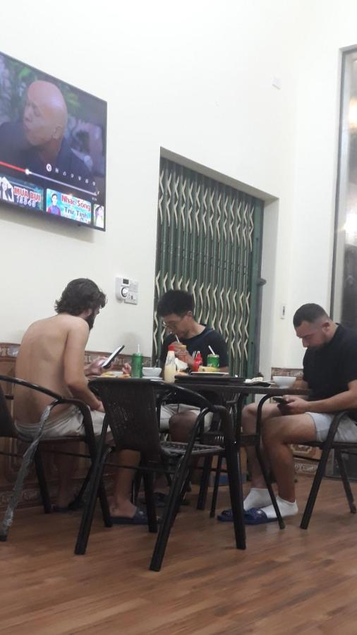 Train Station Backpackers Hostel Ninh Binh Buitenkant foto